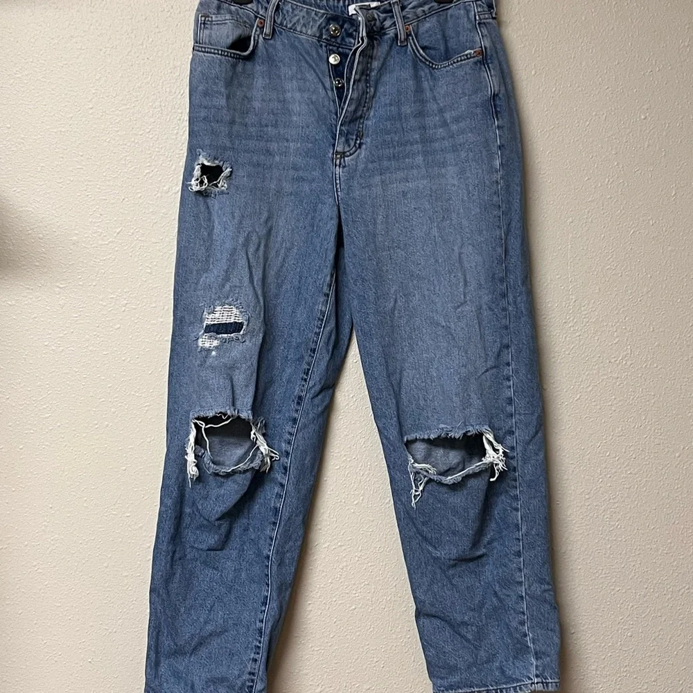 Forever21 premium light blue jeans - Picture 6 of 7